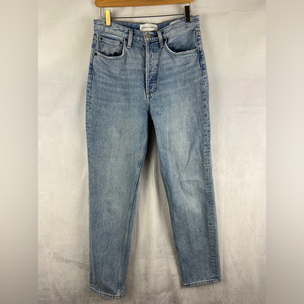 DENIM FORUM The BF High Rise Loose Size 26 Light Wash Button Fly Realxed Aritzia